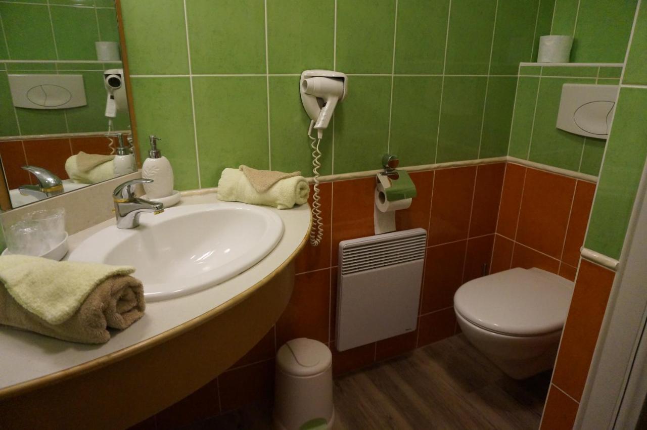 Hotel Du Lac Treignac 외부 사진